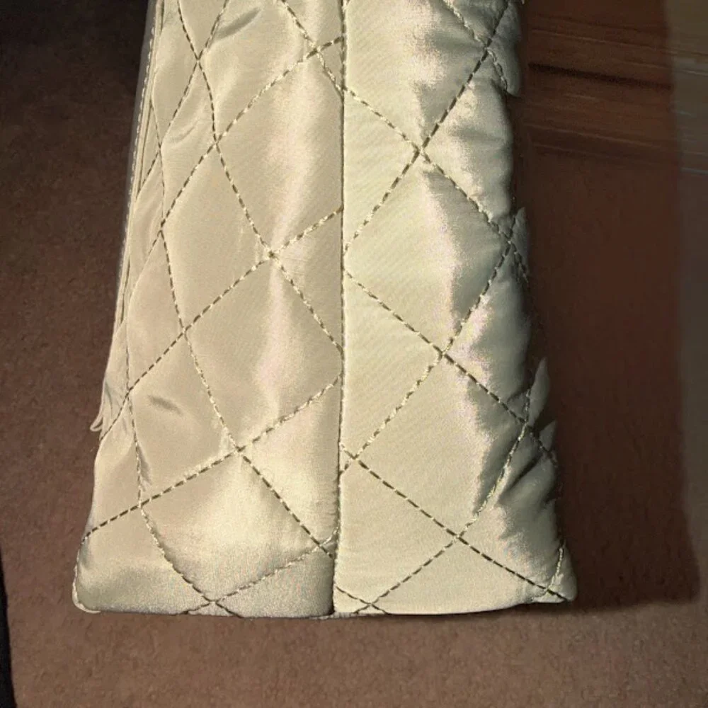 Like New~ Steve Madden Quilted Laptop Bag~ Olive Green~ Lots of Pockets (Bin 8)